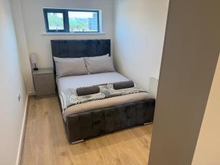 Stylish 2Bedroom Apartment in Liverpool City Centre - 3
