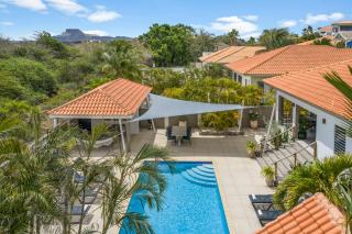 Kas Haddock, Your Private Tropical Villa in Brakkeput, Curaçao - 0