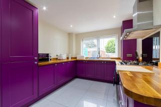 Creswicke 3 Bedroom House - Knowle, Bristol - 4