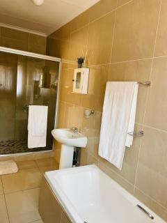 Sarina Boutique Guesthouse - 3