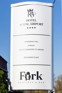 Royal Airport Hotel - 9