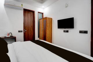 Townhouse Sector 67A Gurgaon Formerly Viraj Residency - 2