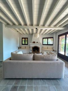 The Hill House - 5