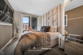 Bright Waterfront Cardiff Bay Apt for Small Group by AltoLuxo - 2