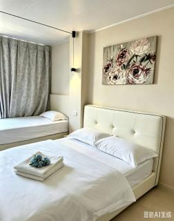 Master Room with Private Ensuite Near McDonald's - 0