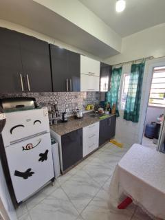 Chic 3BR Apartment with AC, Gated Residence, Route Immouzzar, Fès - Fez - 5