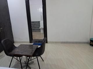 PLAY HOTEL PREET RESIDENCY couple friendly - 3