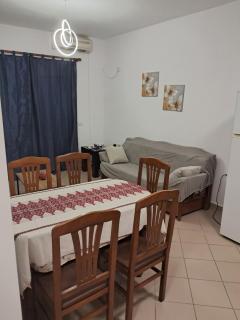 Nardi Beach Apartment 8 Golem - 4