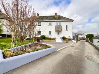 White Eden - explore Cornwall from a comfy central appartment - 6
