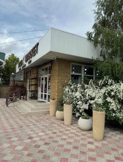 Cottage on Issyk-Kul, Royal Beach - 1