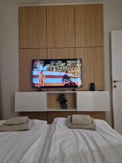 Emilia Romana Boutique - Quiet Modern Luxury Sunny Beach - 2