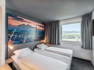 B&B Hotel Freiburg-Süd - 9