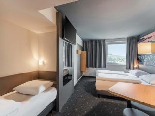 B&B Hotel Freiburg-Süd - 2