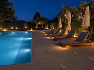 Paloma Mansion- Villa with Private Pool Embraced by Nature By Villa Mana Gers - 8