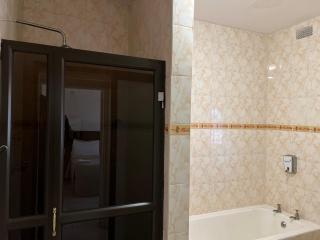 Premier Guest Lodge and Airport Shuttle Services - 5