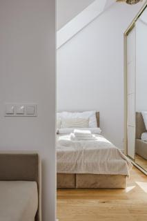 Green Apartment by KRAMM - 9