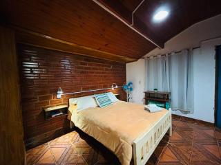 Habitación céntrica en Iguazú para viajeros o parejas - 0