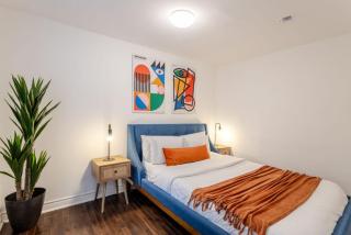 Artful 3BR in Montreal Village - 2