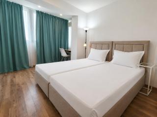 Spesious apt "Studentska" with sea view - 0
