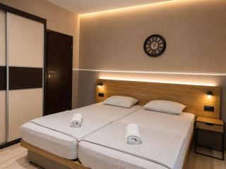 Struga Rooms-Dhoma-Sobi - 9