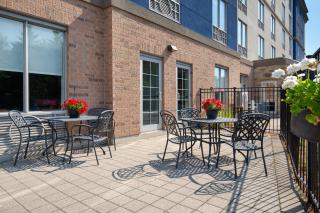 Holiday Inn Express & Suites Huntsville by IHG - 9