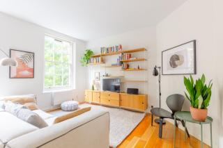 Historic 1BD Flat in the Heart of Shoreditch - 4