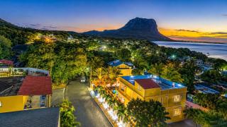Lukshvilla private villa Le morne wind n kite surfers accomodation & car rental mauritius - La Gaulette - 0