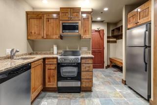 Copperbottom Inn 307 by Park City Lodging - 2
