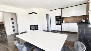 Family house with jacuzzi and sauna, Žiar - 2