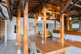 Urbanview Hotel Syariah Astungkara Space Sleman by RedDoorz - 3