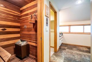 Mtn Home in Sandy UT Sauna Pool Table SkiHike Bike Climb - 8