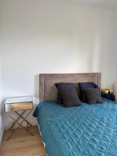 Cozy, bright house with terrace & free parking 2 rooms - 5