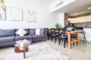 Zayna Canal 1BR - Chic Luxury Apartment - Abu Dhabi - 4