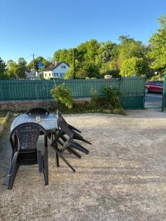 Cozy, bright house with terrace & free parking 2 rooms - 9