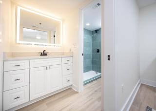 Phoenix VI 6601 condo - 1