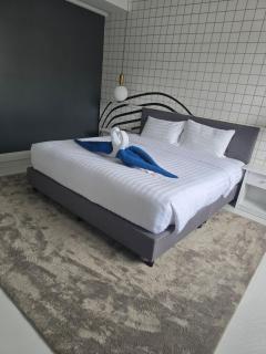 Bright Studio, Utopia Nai Harn by Best Rent Phuket - 3