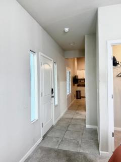 Private Suite - Sequoia Nat'l Park & Kaweah Health - 6