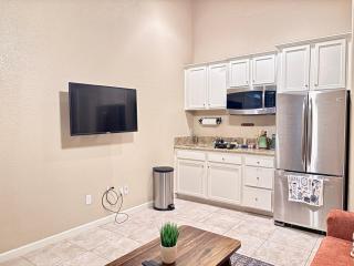Private Suite - Sequoia Nat'l Park & Kaweah Health - 1