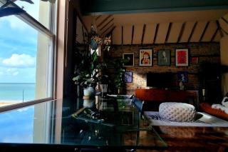Queen Albert | Sea Views | Penthouse | Sleeps 4 - 3