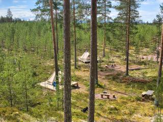 Micro natuurcamping met complete tipitenten bij Nationaal Park Fulufjället - 0