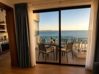 Bellagio Seafront Apartment with private garage - 7