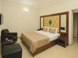 Subhan Palace Family BnB Near Lasaina Restaurant & Millennium Mall - 7