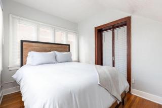 Historic Avenues Downtown Loft - 5