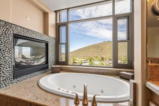 LOWELL 401! by Park City Lodging - 1