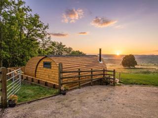 The Lodge at Brambles Farm Sleeps 4 Hot Tub - 2