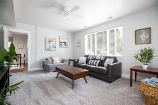 Historic Avenues Two Bedroom Suite - 0