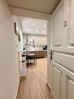 Sliema Arch Suites Modern Boutique Apartment - 5