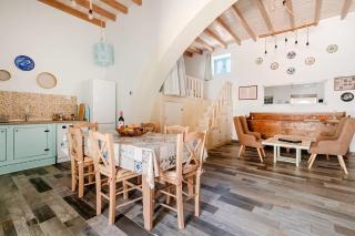 Stefanis Relis House - 1