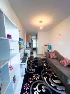 Cozy One B Near TRM Mall With Great View - 0