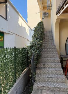 Uncle Vanya's apartment - 7